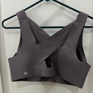 lululemon athletica Women's Cross-Back Sports Bra - Dark Gray
